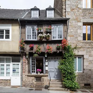 La Belle A Colombage Holiday home Dinan